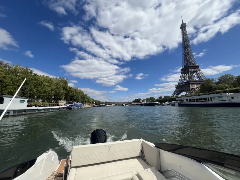Parker 720 Adventure de alquiler a Paris
