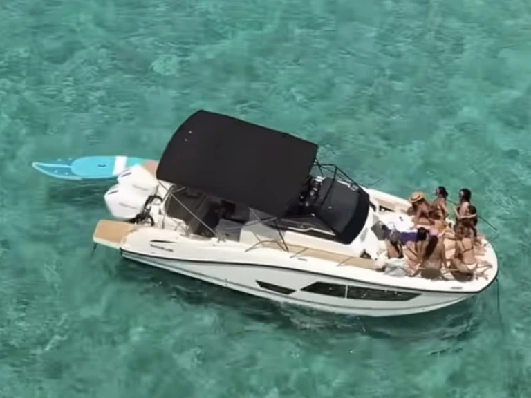 Alquiler de Quicksilver Activ 875 Sundeck en Ibiza (Ciudad)