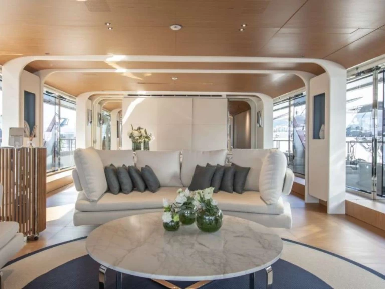 Alquiler de embarcaciones Benetti ALLURIA enSint Maarten en Samboat