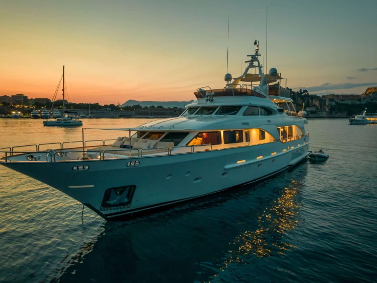 Alquiler Yate de lujo en Santo Stefano al Mare - Benetti ENDLESS SUMMER