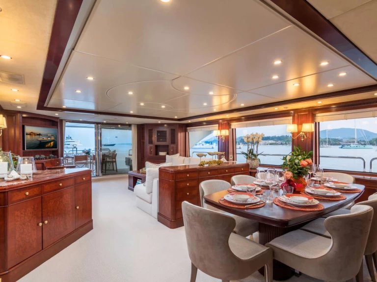 Alquiler de Yate de lujo, con o sin patrón Benetti Santo Stefano al Mare