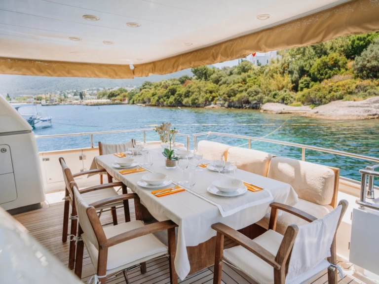 Alquiler Yate de lujo Sanlorenzo con o sin  título de navegación