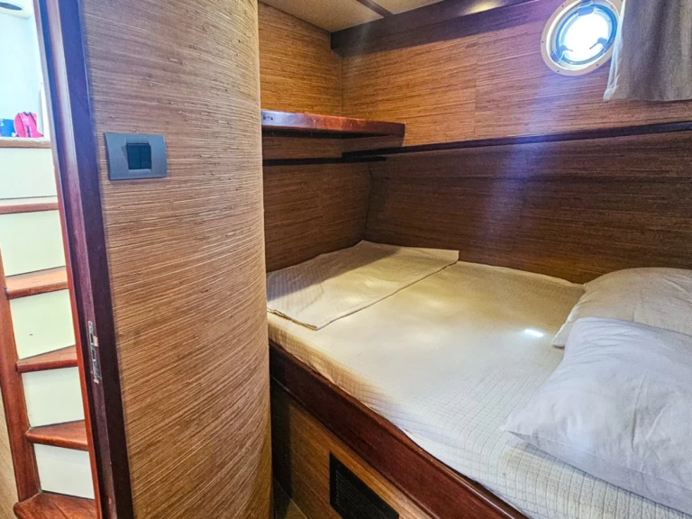 Alquiler Lancha  con o sin  título de navegación