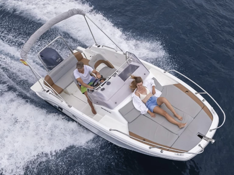 Alquiler de embarcaciones Bénéteau Flyer 6 SUNdeck enAntibes en Samboat