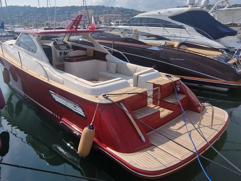 Alquiler de embarcaciones Gagliotta Lobster 35  enGolfe-Juan en Samboat