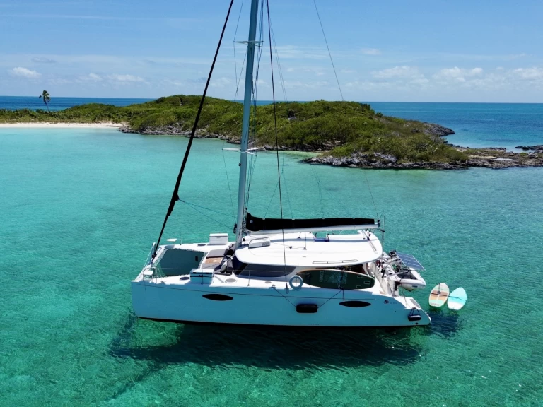 Alquiler Catamarán Fountaine Pajot con o sin  título de navegación