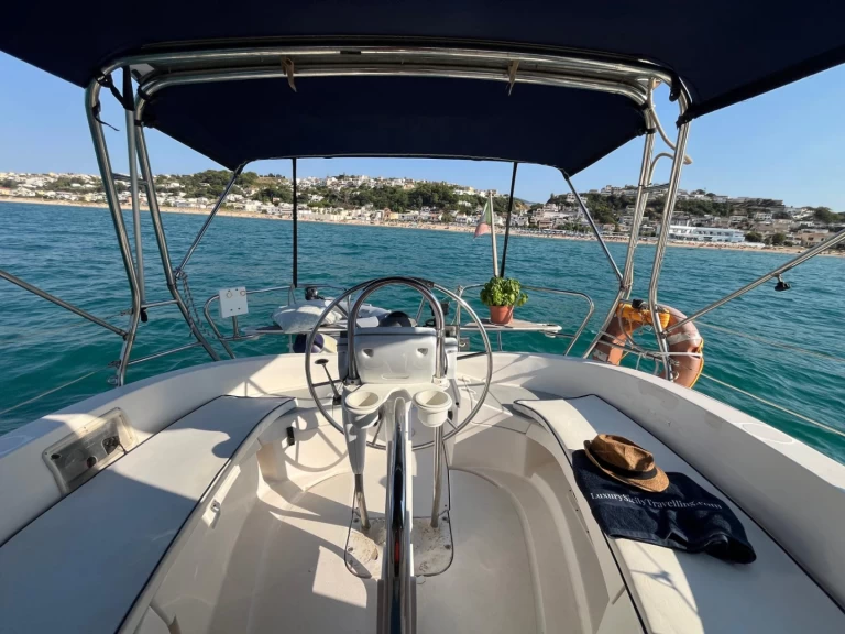 Alquiler de embarcaciones Hunter Hunter 320 enCastellammare del Golfo en Samboat