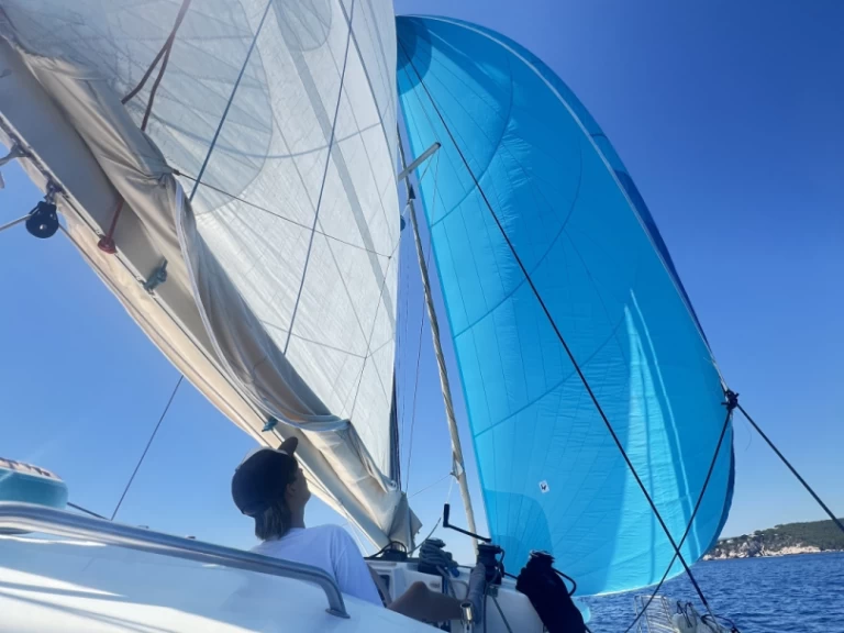 Catamarán para alquilar Hyères al mejor precio
