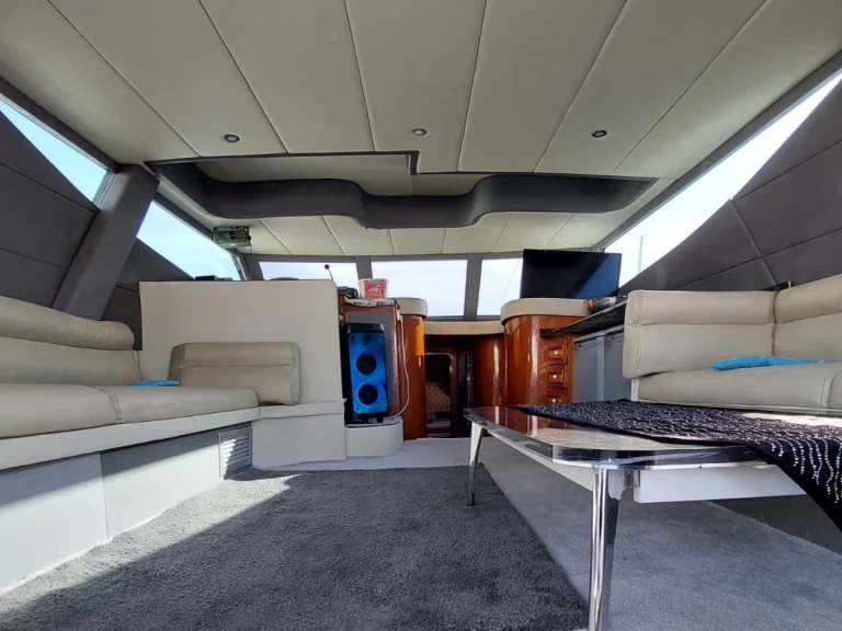 Alquiler de Yate de lujo, con o sin patrón Princess Antalya (City)