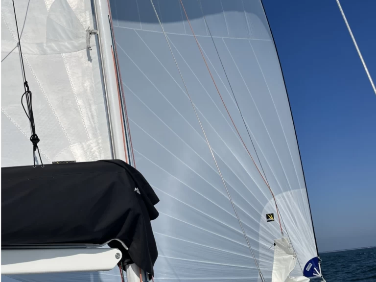 Alquiler de barcos La Trinité-sur-Mer barato de Mojito 650