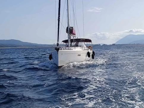 Jeanneau Sun Odyssey 509 de alquiler a Gouviá