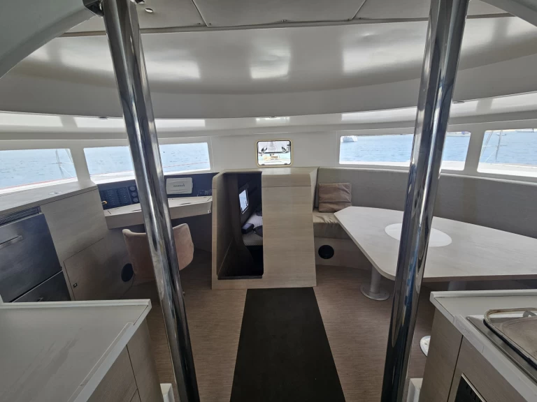 Neel Neel 45 de alquiler a Le Gosier