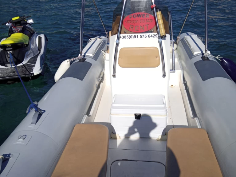 Alquiler de Bwa Bwa en Prižba