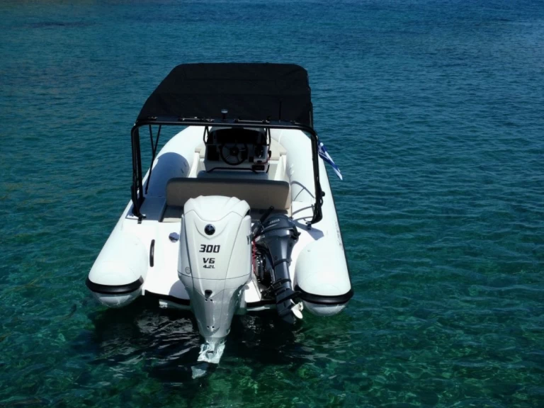 Alquiler de embarcaciones Olympic 720 enPalaio Faliro en Samboat