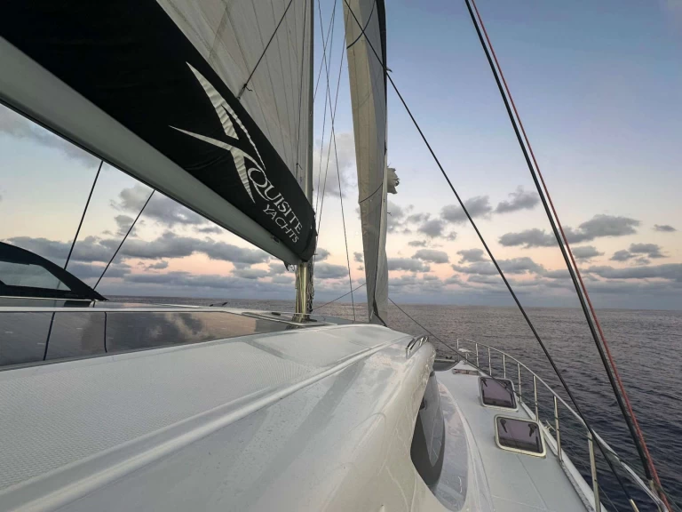 Alquiler de Xquisite Yachts STELLA BLUE en Islas Vírgenes de los Estados Unidos