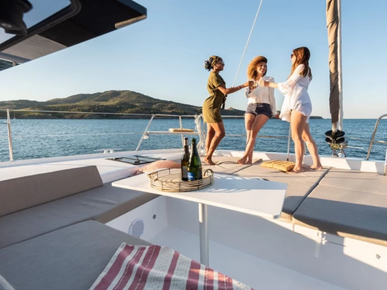 Alquiler Catamarán Bali con o sin  título de navegación