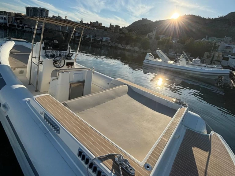 Alquiler de barcos Palermo barato de 840 440 cv