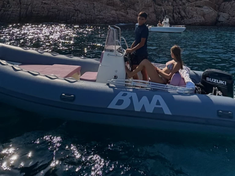 Alquiler de embarcaciones Bwa California 550 enPalau en Samboat