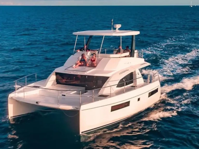 Catamarán para alquilar Miami al mejor precio