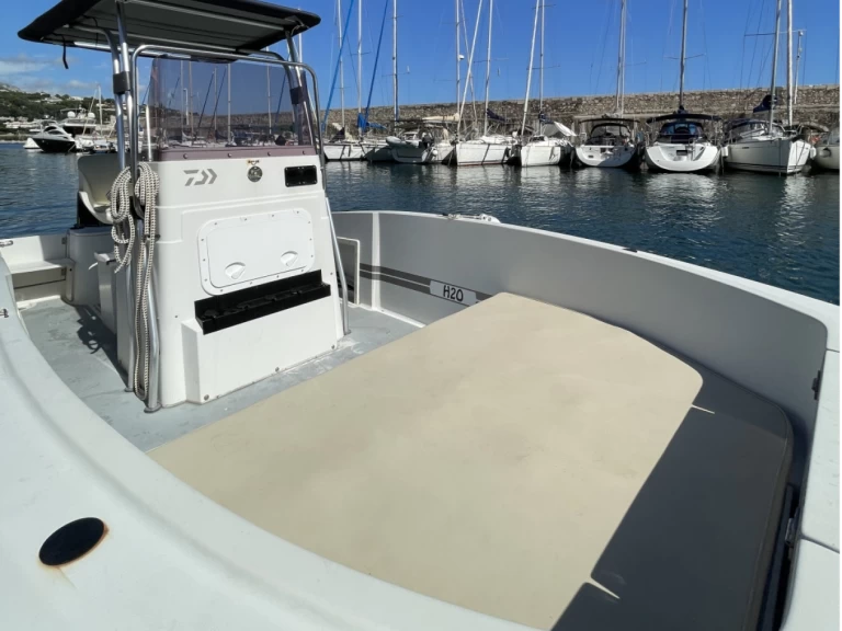 Alquiler de Four Winns Quest 207 en Mandelieu-la-Napoule