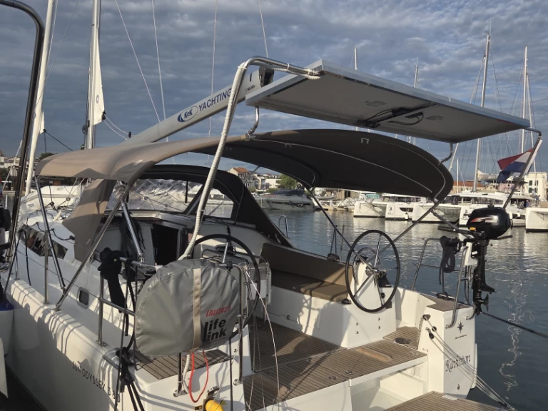 Alquiler Pirovac - Jeanneau Sun Odyssey 380 en SamBoat