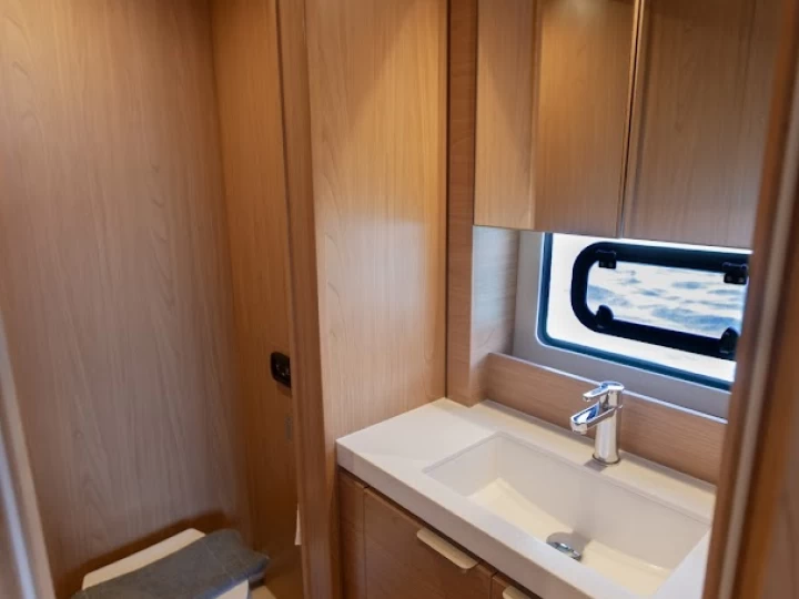 Alquiler de Catamarán, con o sin patrón Bali Toúrlos