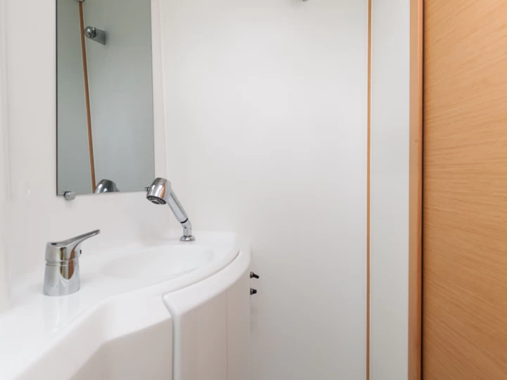 Alquiler Catamarán Lagoon con o sin  título de navegación