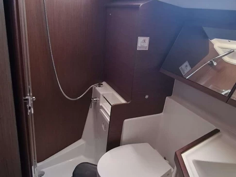 Alquiler de Velero, con o sin patrón Bénéteau Préveza