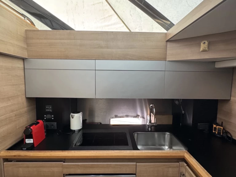 Lancha para alquilar Marina Delta Kallithea al mejor precio