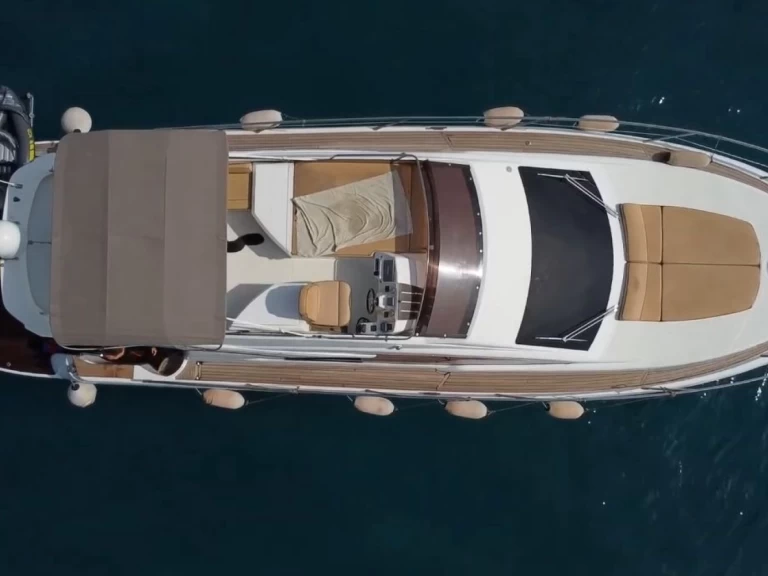 Alquiler de barcos Portisco barato de Inter mare 50 Fly 