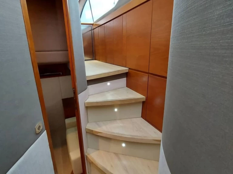 Alquiler de embarcaciones Intermarine Inter mare 50 Fly  enPortisco en Samboat