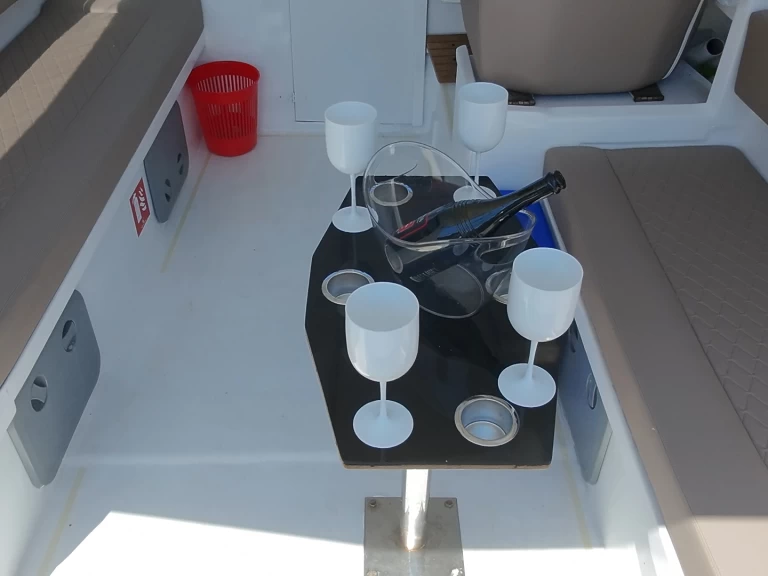 Alquiler de Bayliner Trophy en Hvar