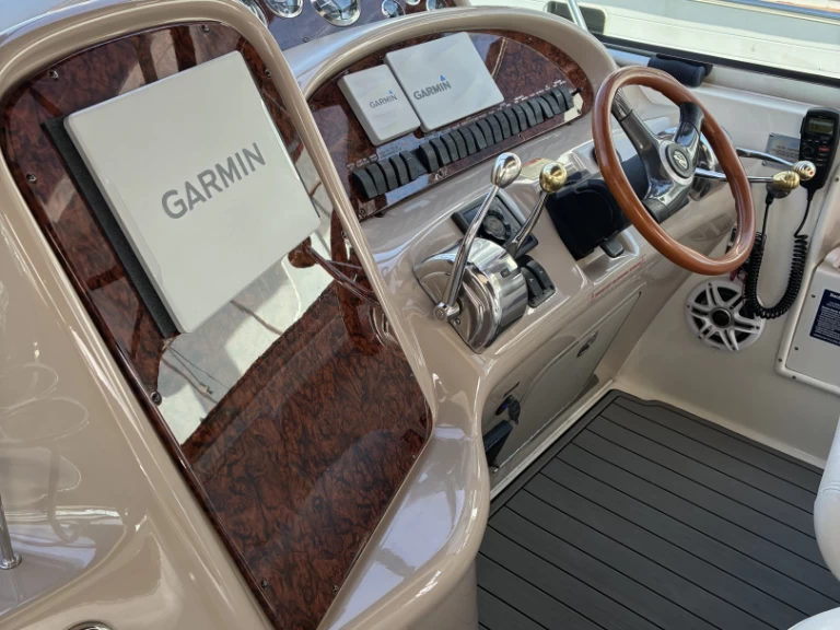 Alquiler de barcos Miami barato de Sea Ray 410 Sundancer