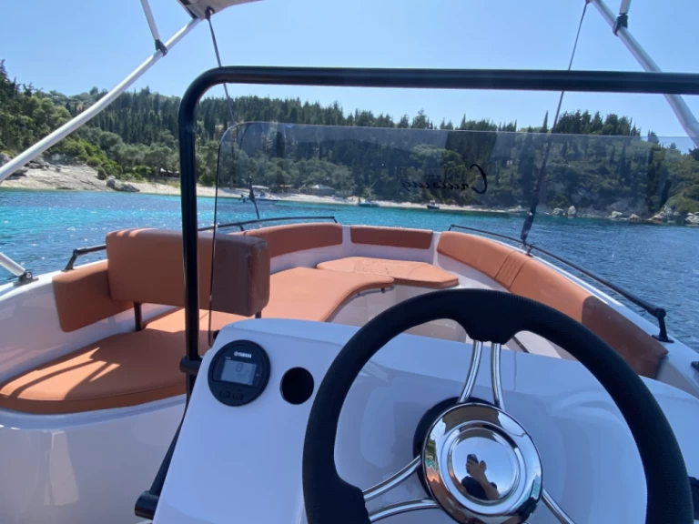 Alquiler de Lancha, con o sin patrón Nireus Lákka