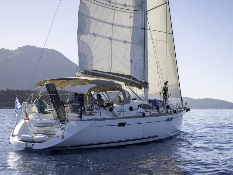 Alquiler Velero Jeanneau con o sin  título de navegación