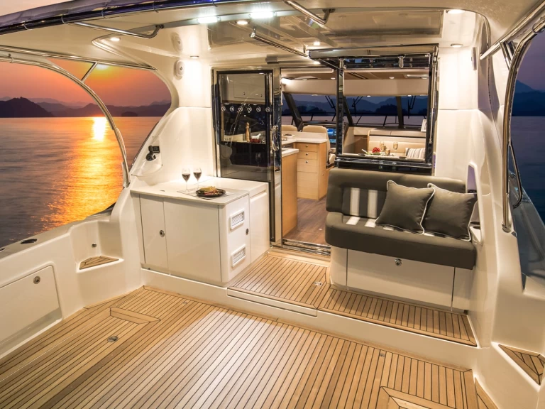 Lancha para alquilar Cannes al mejor precio