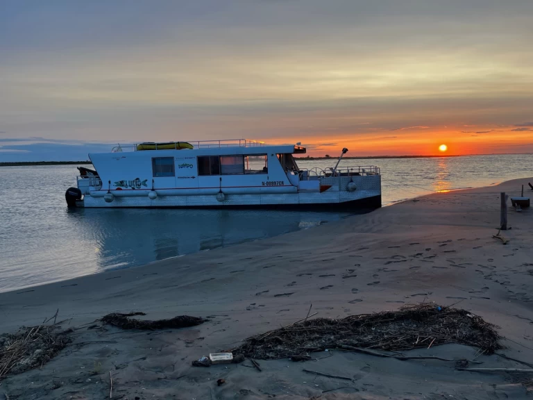 Alquiler de barcos Cremona barato de HB 16:50