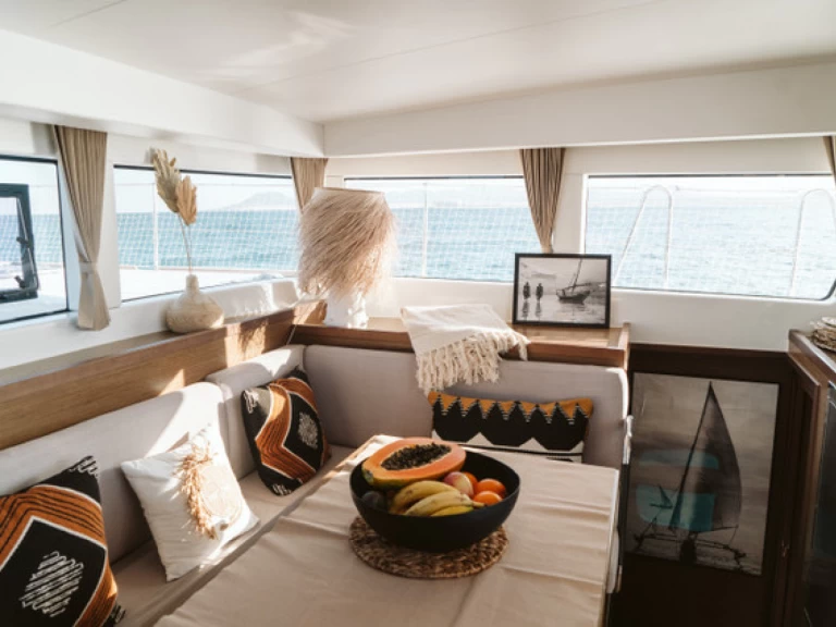 Alquiler de embarcaciones Lagoon Lagoon 40 enSant Antoni de Portmany en Samboat