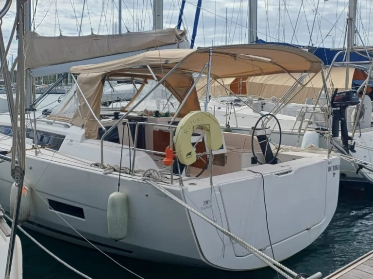 Alquiler de Velero, con o sin patrón Dufour Le Marin