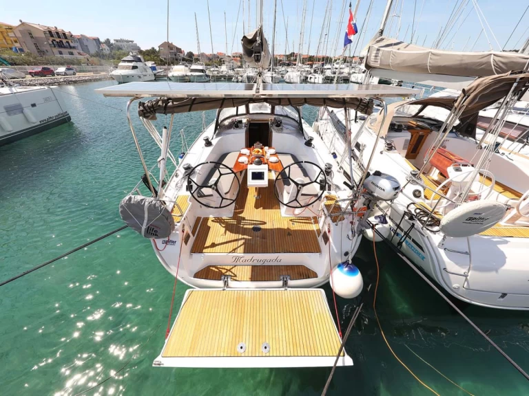 Alquiler de barcos Murter-Kornati barato de Cruiser 41S