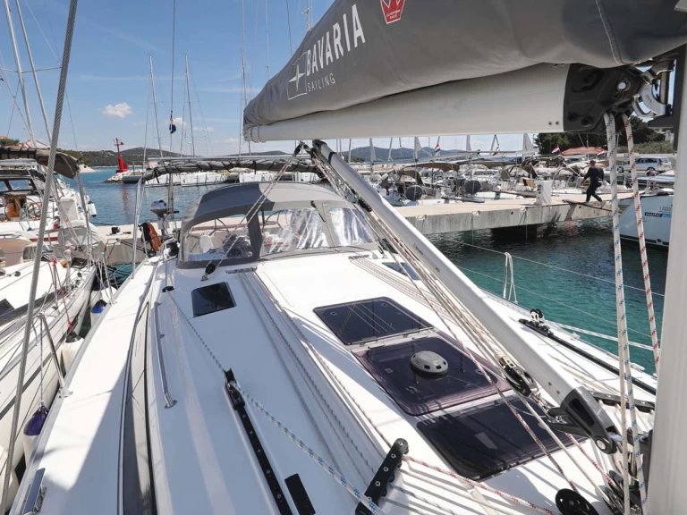 Alquiler de embarcaciones Bavaria Cruiser 41S enMurter-Kornati en Samboat