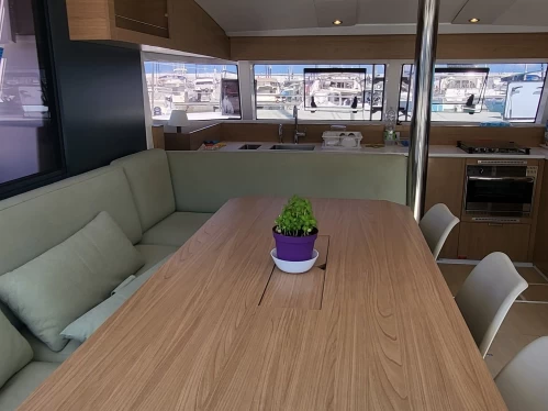 Catamarán para alquilar Capo d'Orlando al mejor precio