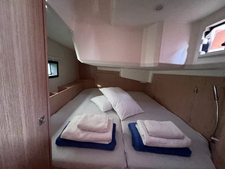 Alquiler de Velero, con o sin patrón Bavaria Loutraki-Agioi Theodoroi