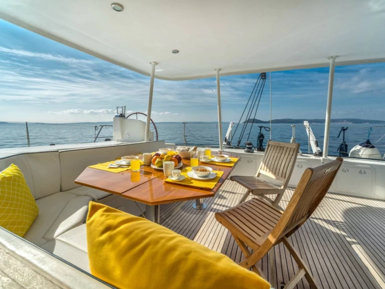 Alquiler de Catamarán, con o sin patrón Lagoon La Ciotat