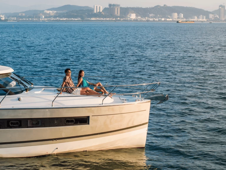 Alquiler de embarcaciones Jeanneau NC 14 enHạ Long en Samboat