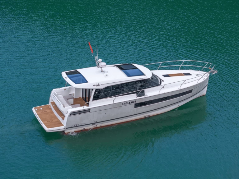 Alquiler Lancha Jeanneau con o sin  título de navegación