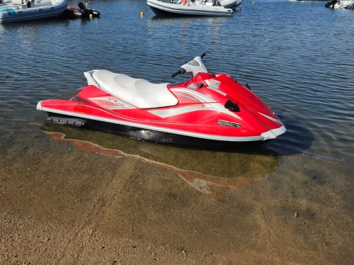Alquiler de Yamaha Yamaha VX en La Maddalena