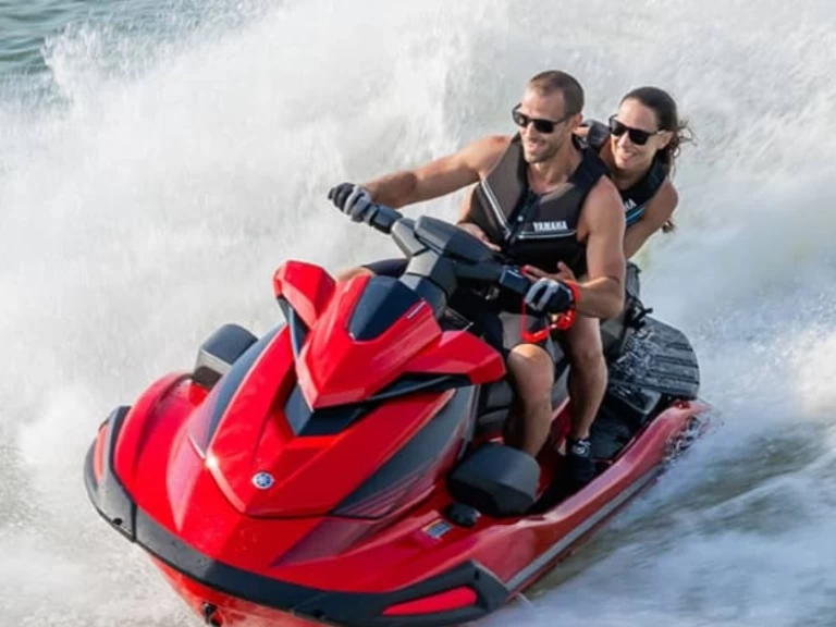 Alquiler de barcos La Maddalena barato de Yamaha VX