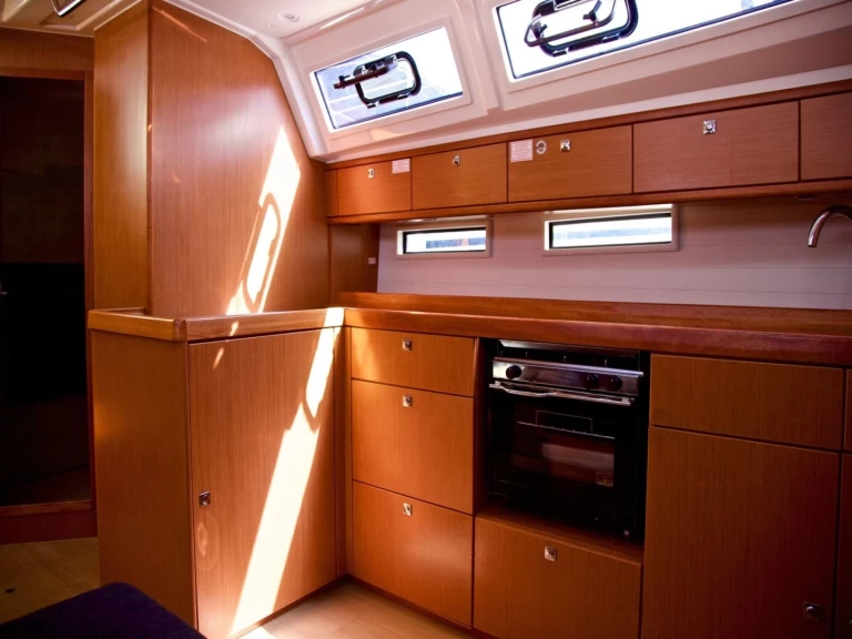 Alquiler de Velero, con o sin patrón Bavaria Barcelona