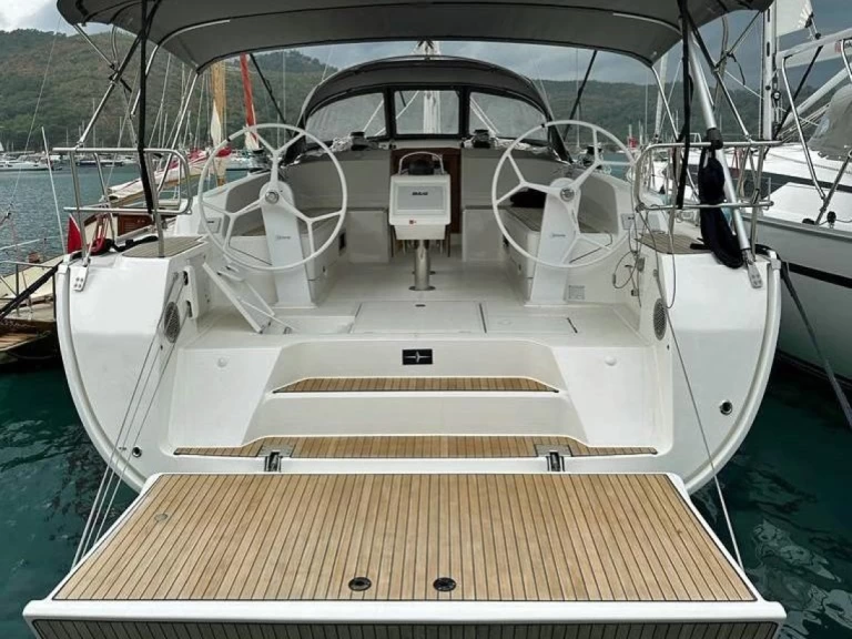 Alquiler Velero Bavaria con o sin  título de navegación